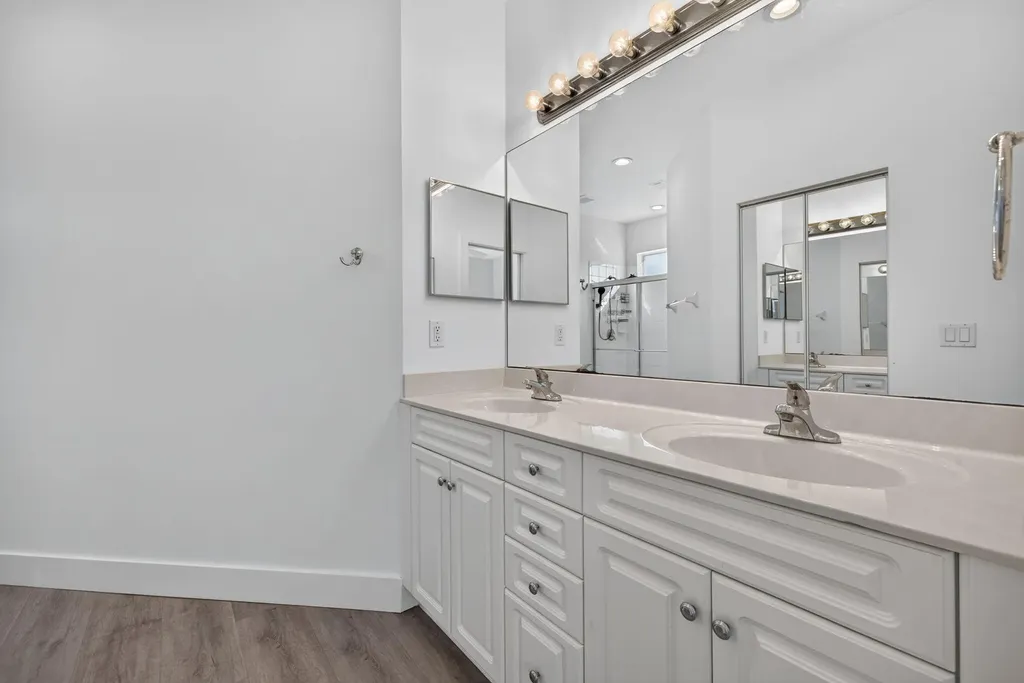 25058 Peacock Lane Naples FL 34114