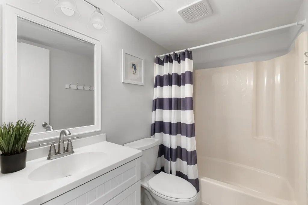 1008 Manatee Road Naples FL 34114