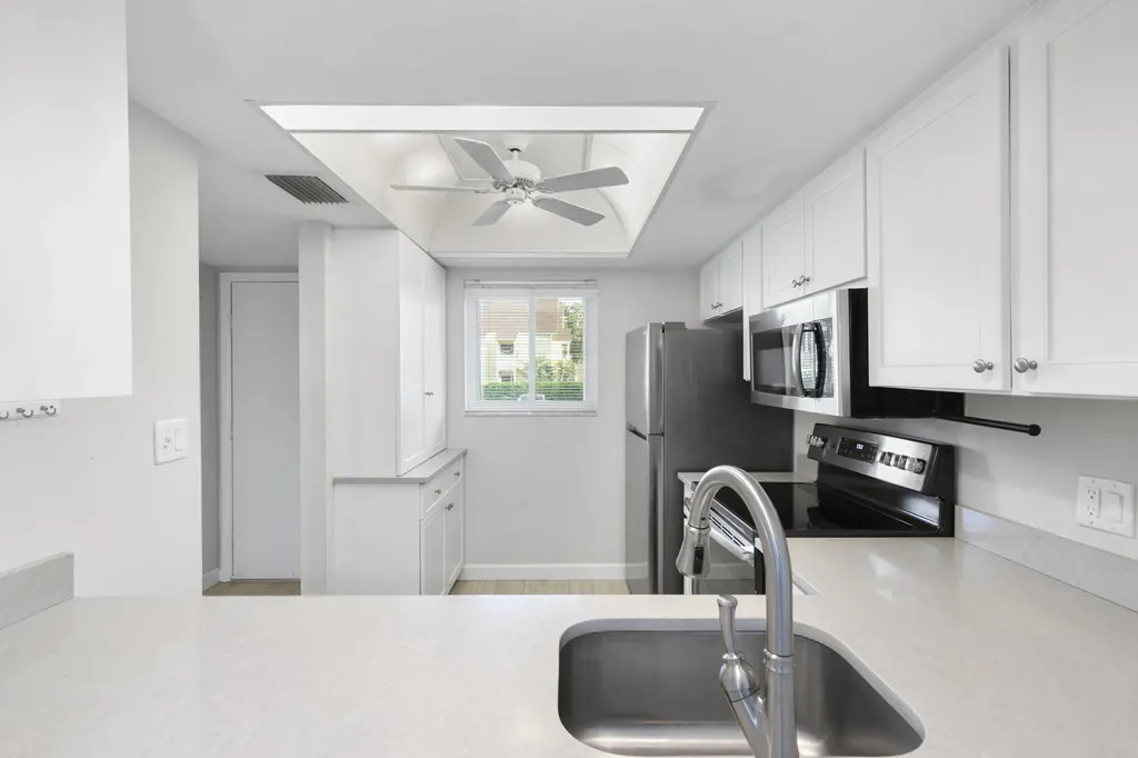1008 Manatee Road Naples FL 34114