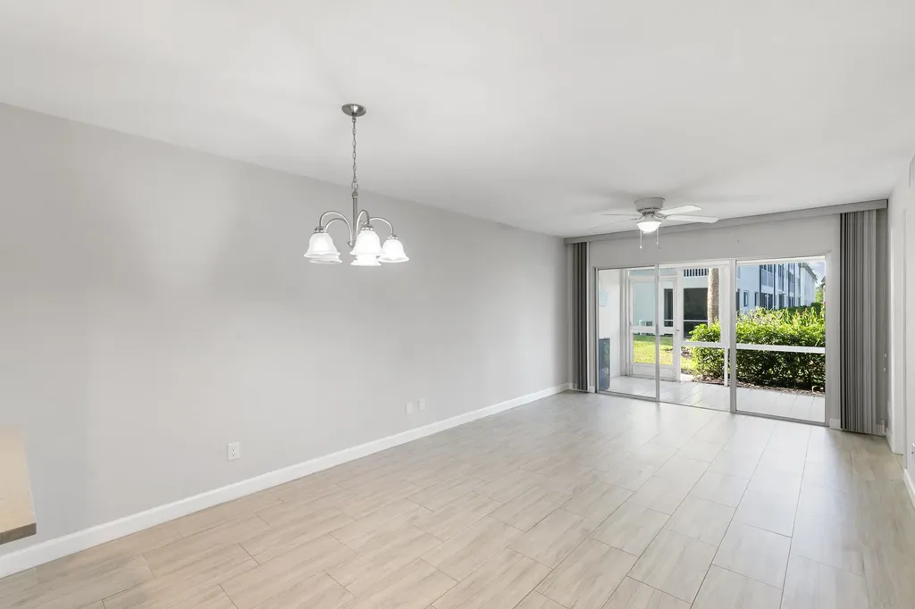 1008 Manatee Road Naples FL 34114