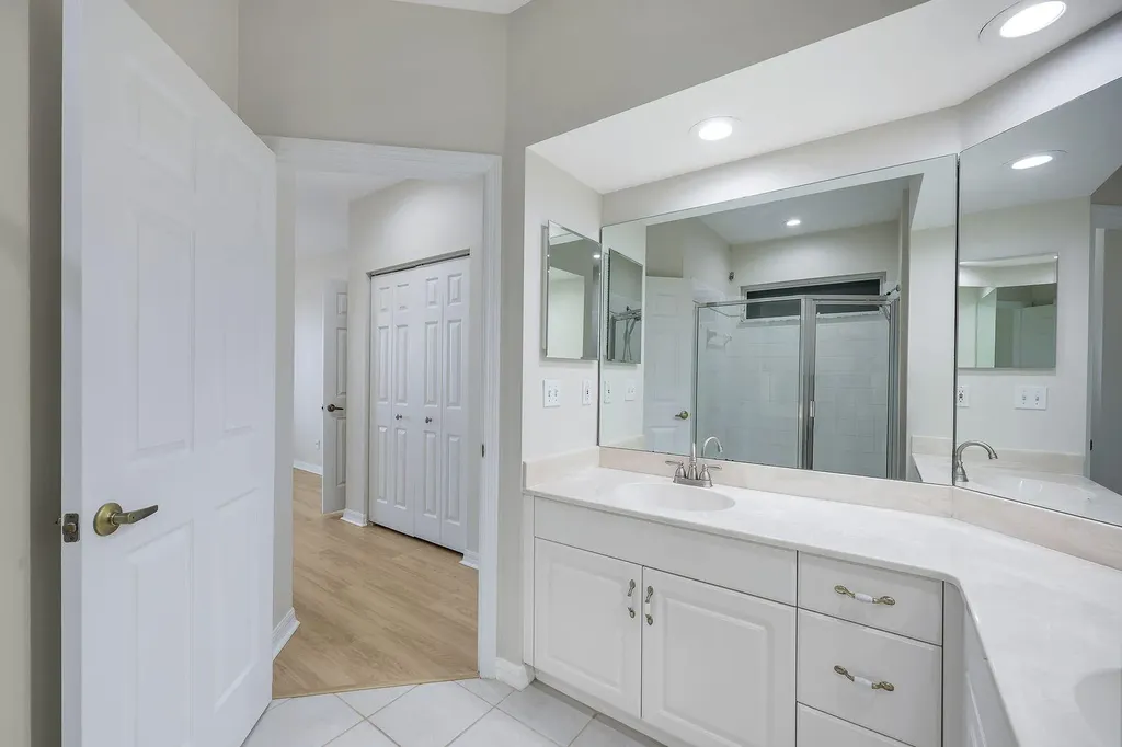 210 Waterside Marco Island FL 34145