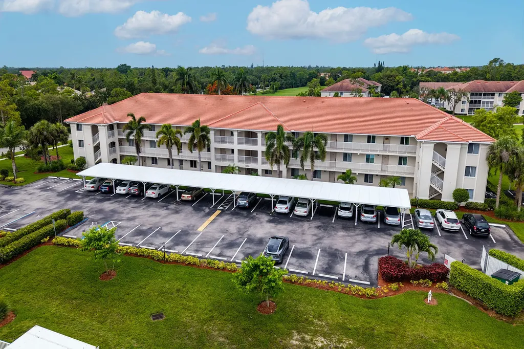 1100 Eastham Way Naples FL 34104