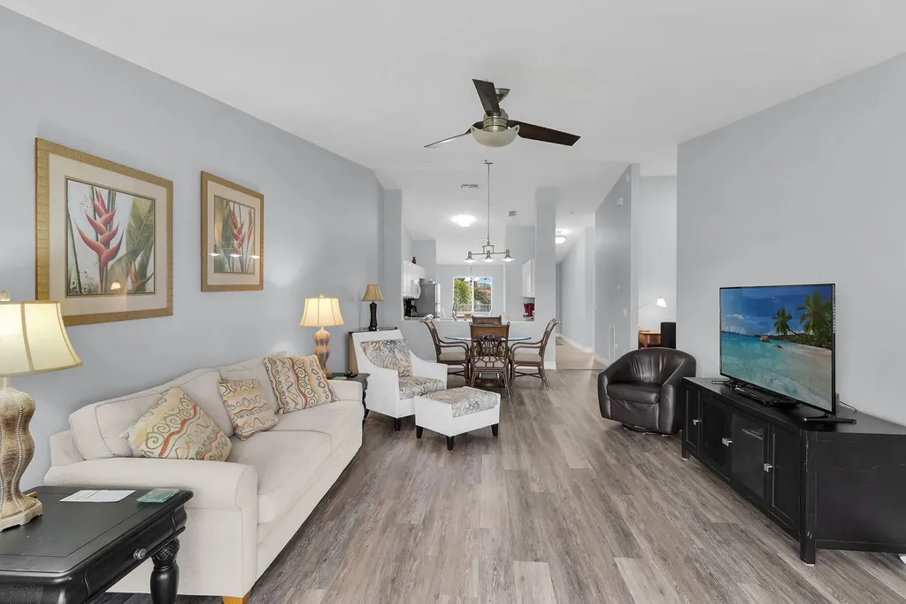 1100 Eastham Way Naples FL 34104