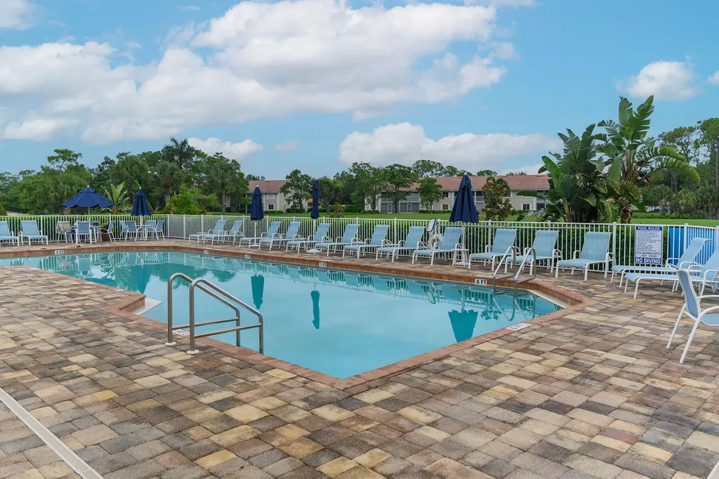 1100 Eastham Way Naples FL 34104