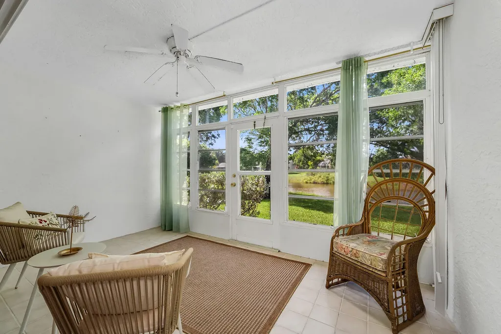 208 Furse Lakes Circle Naples FL 34104