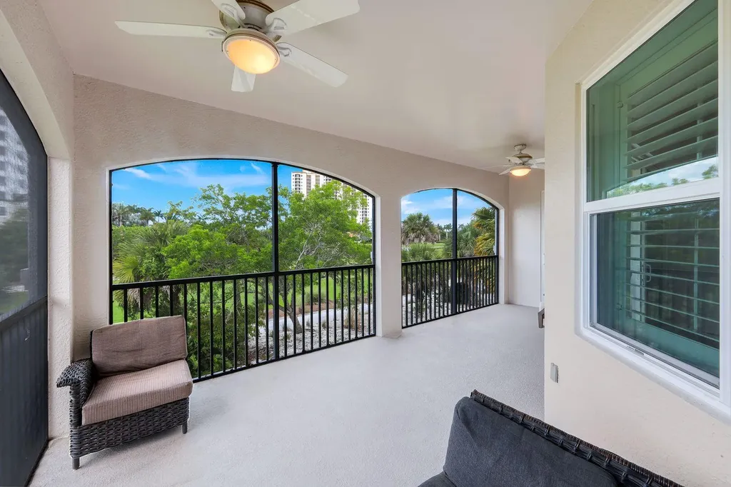 1277 Rialto Way Naples FL 34114