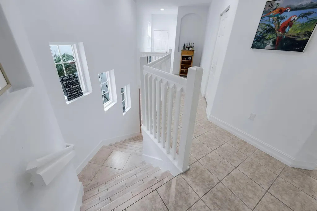 1277 Rialto Way Naples FL 34114