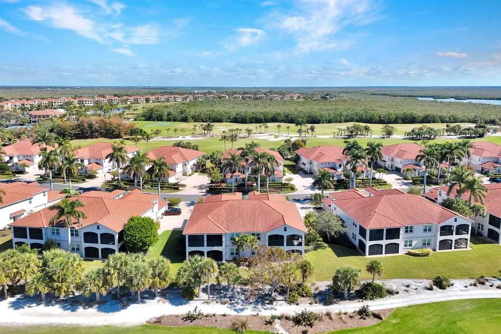 1277 Rialto Way Naples FL 34114