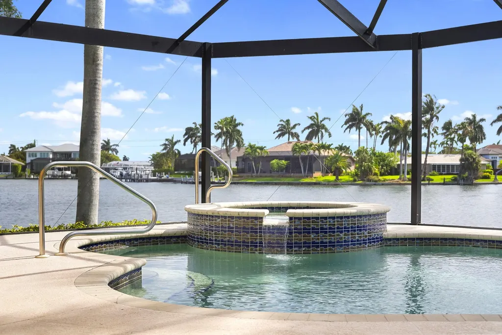 1688 Villa Court Marco Island FL 34145