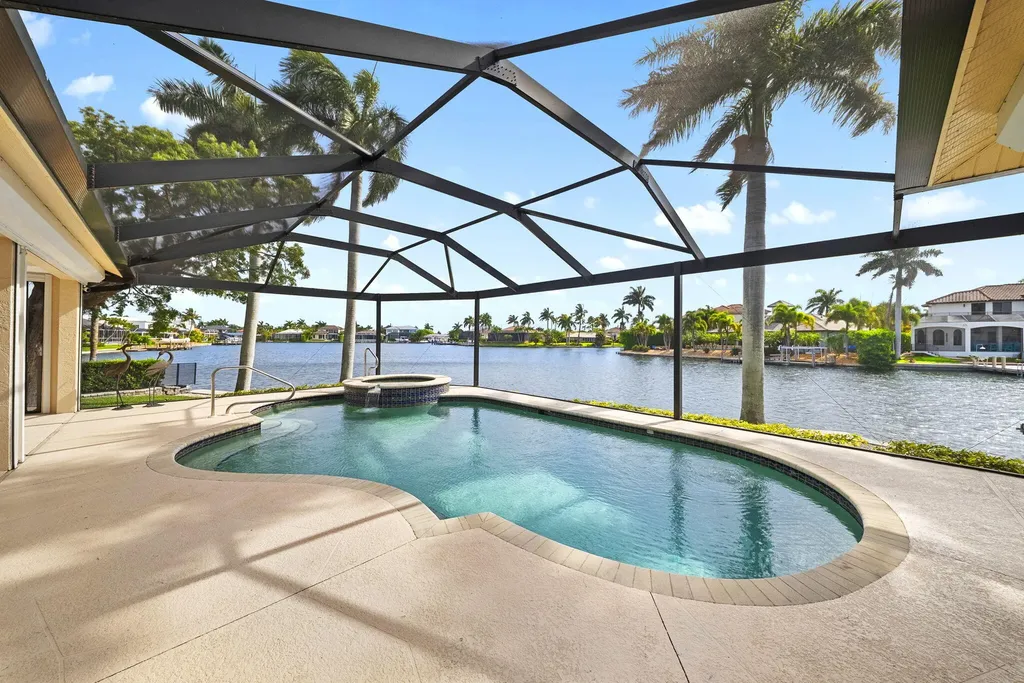 1688 Villa Court Marco Island FL 34145