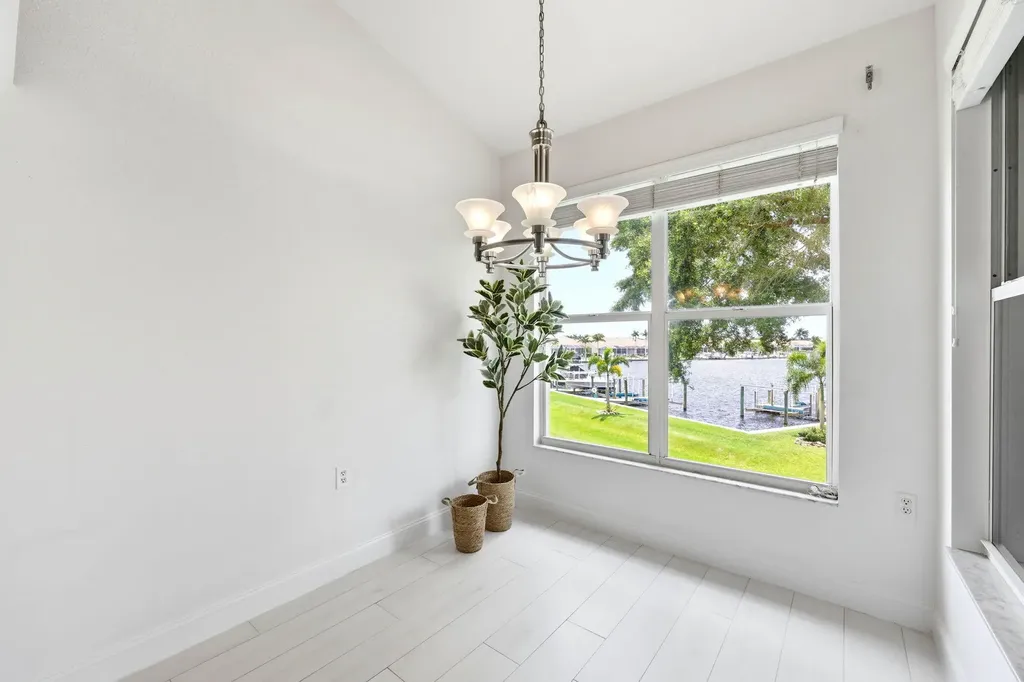 275 Cays Drive Naples FL 34114
