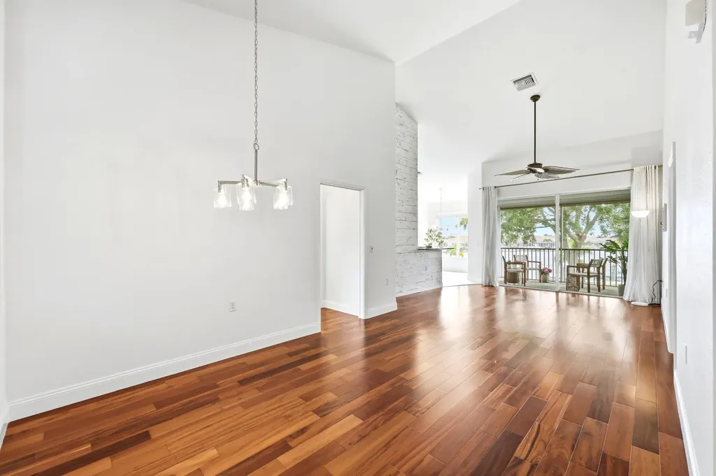 275 Cays Drive Naples FL 34114