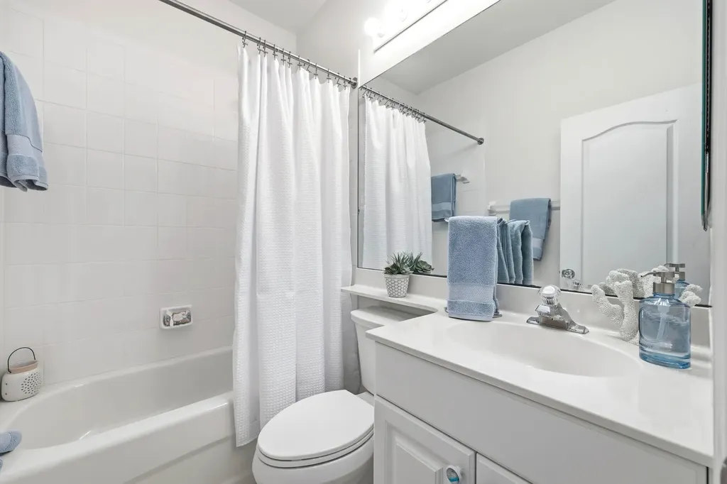 275 Cays Drive Naples FL 34114
