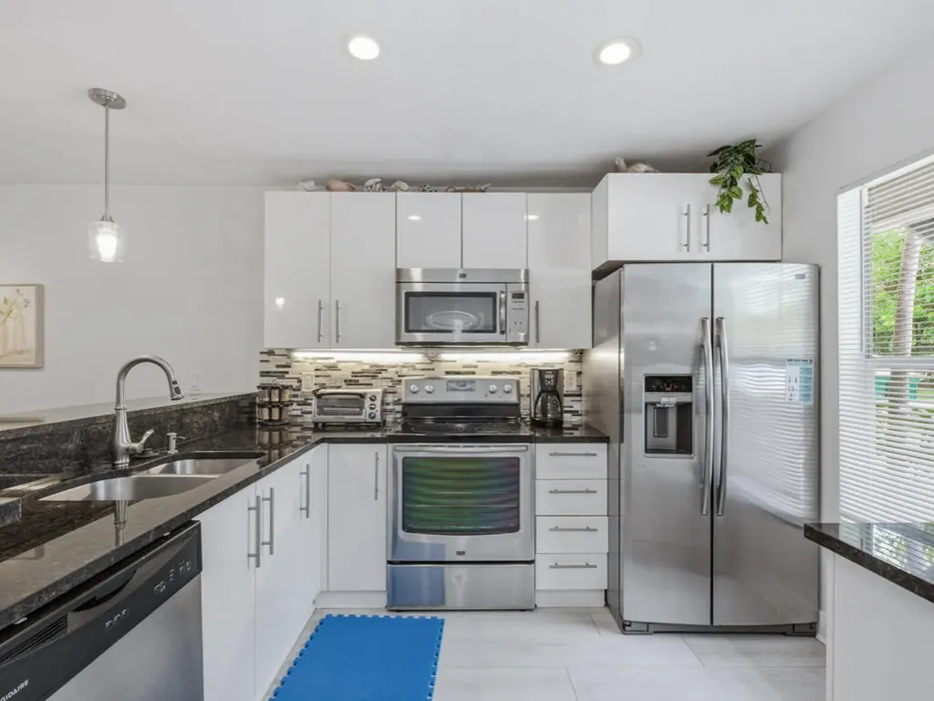 1901 Courtyard Way Naples FL 34112