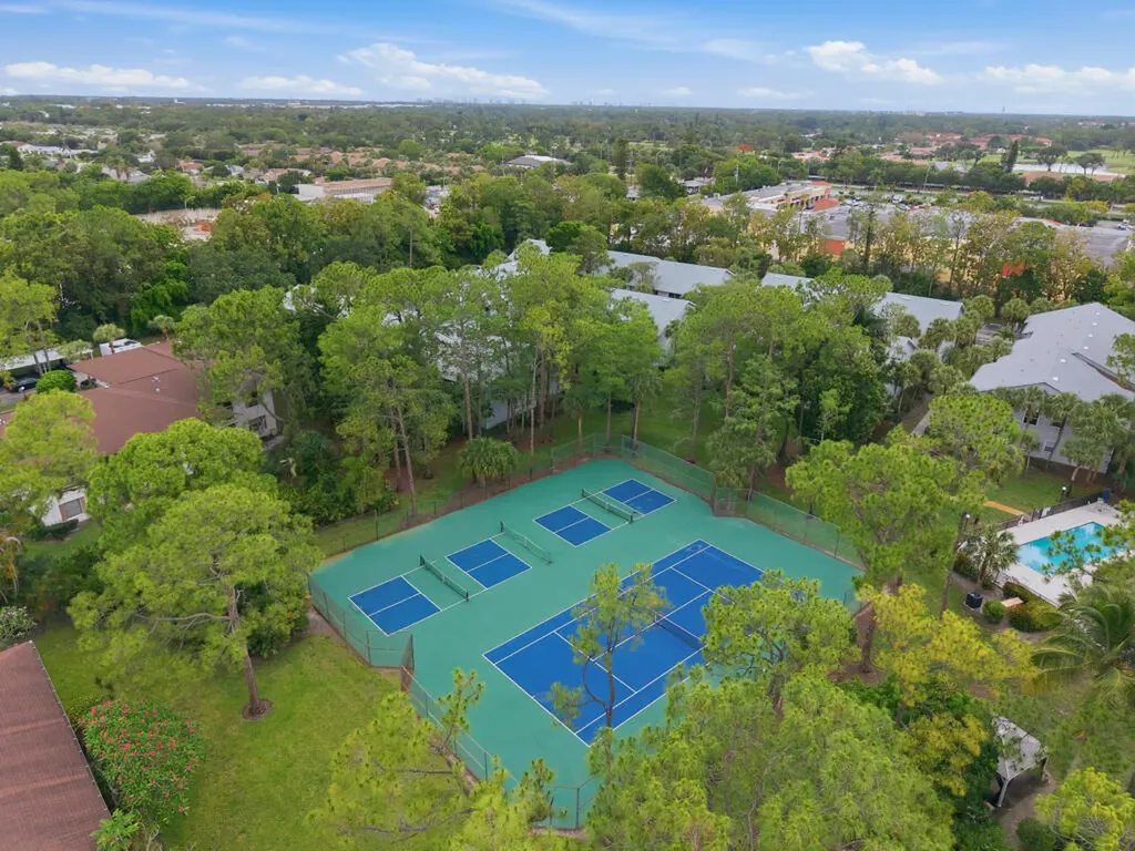 1901 Courtyard Way Naples FL 34112
