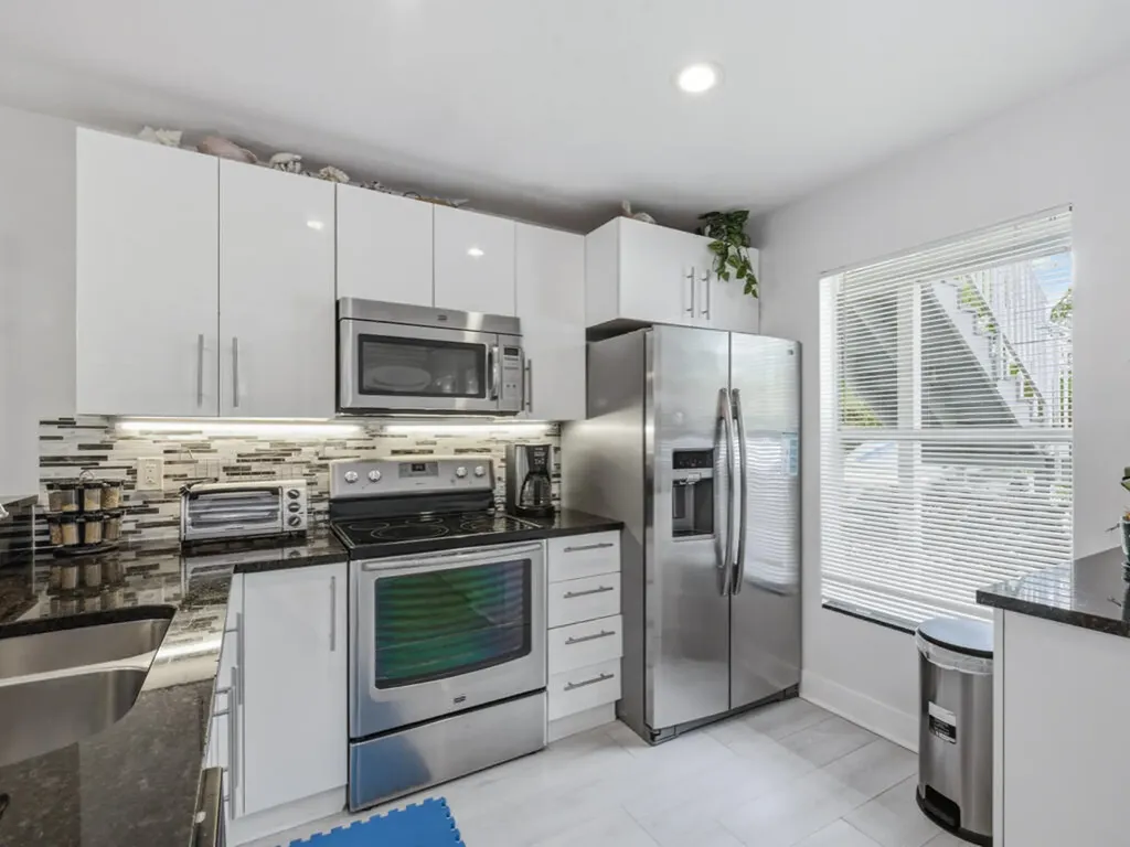 1901 Courtyard Way Naples FL 34112