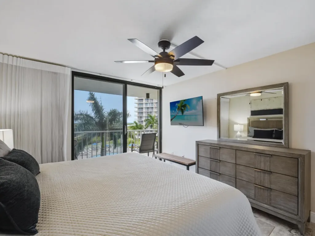 380 Seaview Court Marco Island FL 34145