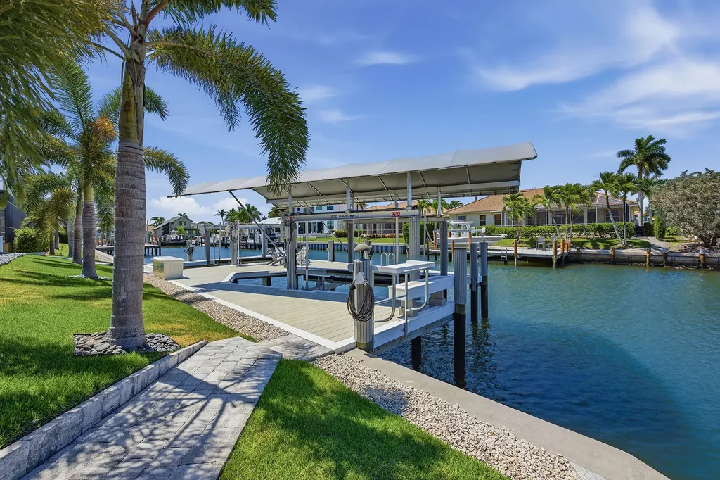 1632 Barbarosa Court Marco Island FL 34145