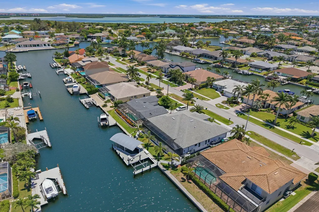 1632 Barbarosa Court Marco Island FL 34145