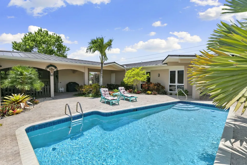 622 Bimini Avenue Marco Island FL 34145