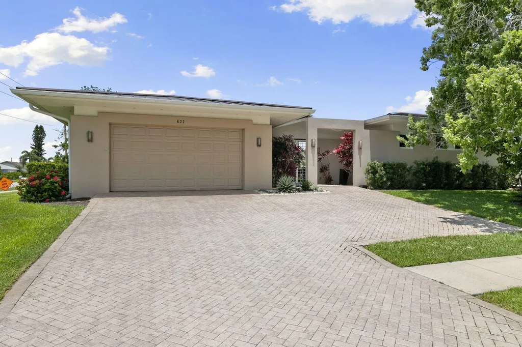 622 Bimini Avenue Marco Island FL 34145