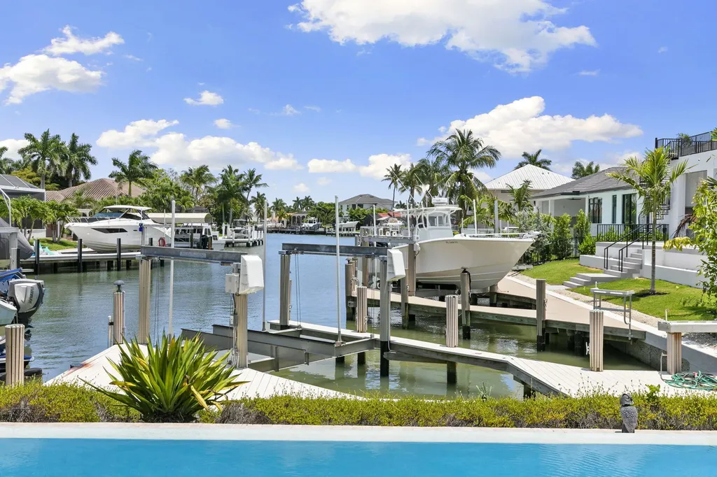 622 Bimini Avenue Marco Island FL 34145
