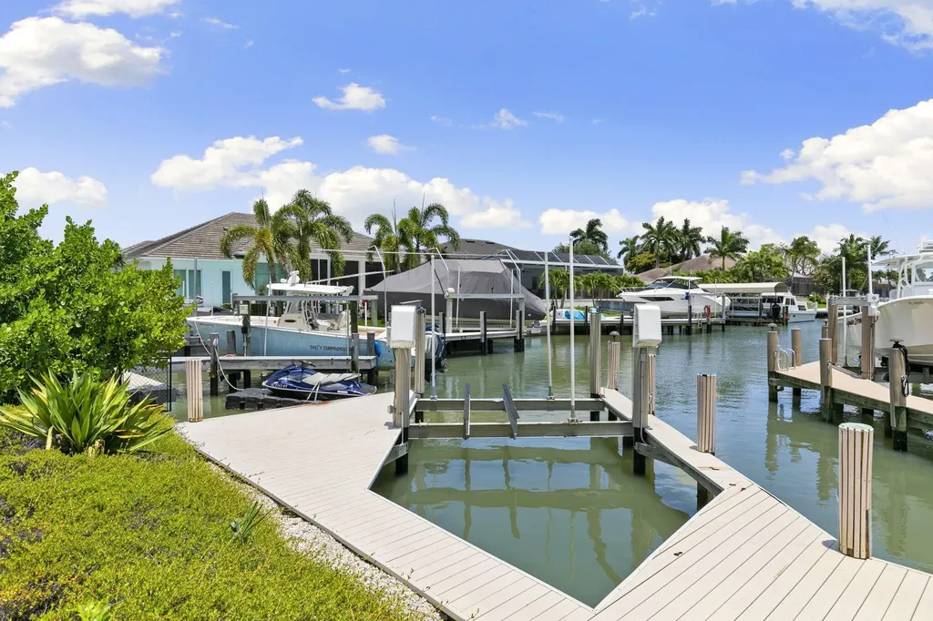 622 Bimini Avenue Marco Island FL 34145