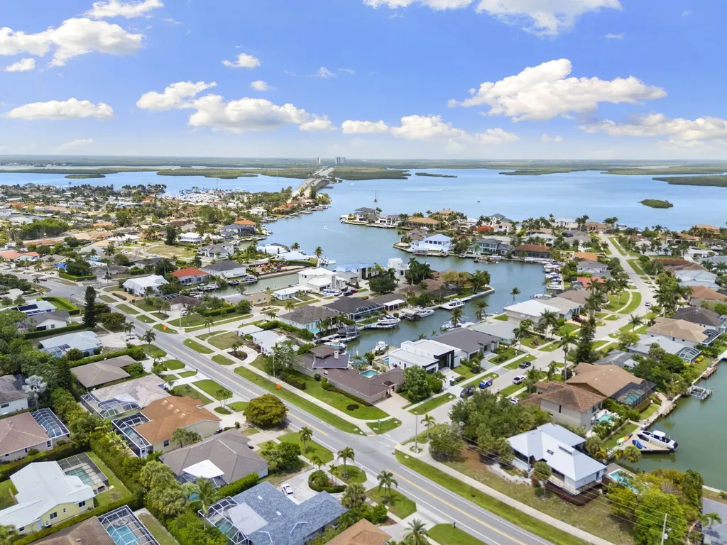 622 Bimini Avenue Marco Island FL 34145