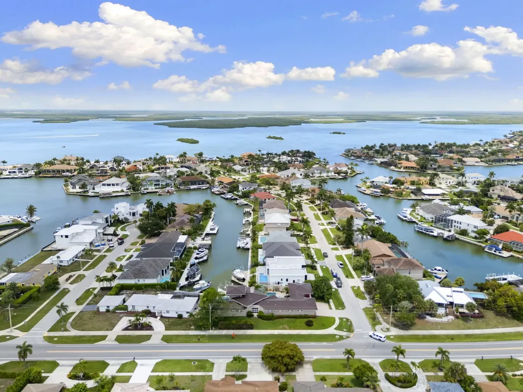 622 Bimini Avenue Marco Island FL 34145