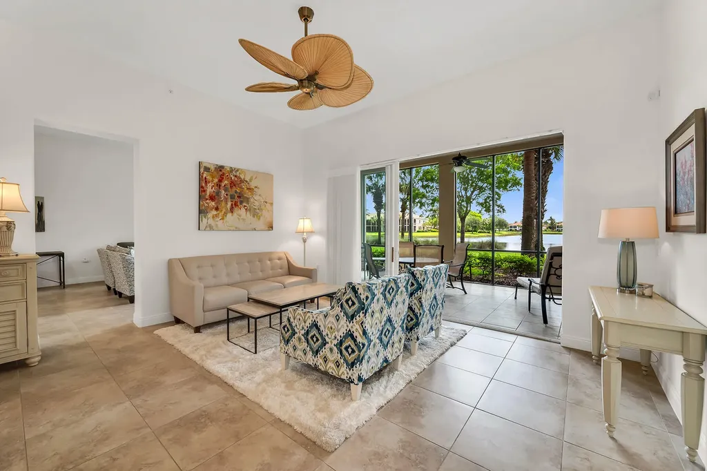 3141 Aviamar Circle Naples FL 34114