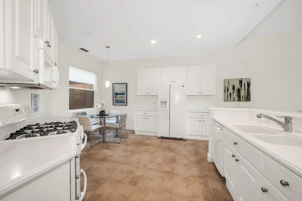 3141 Aviamar Circle Naples FL 34114