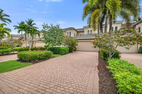 3141 Aviamar Circle Naples FL 34114