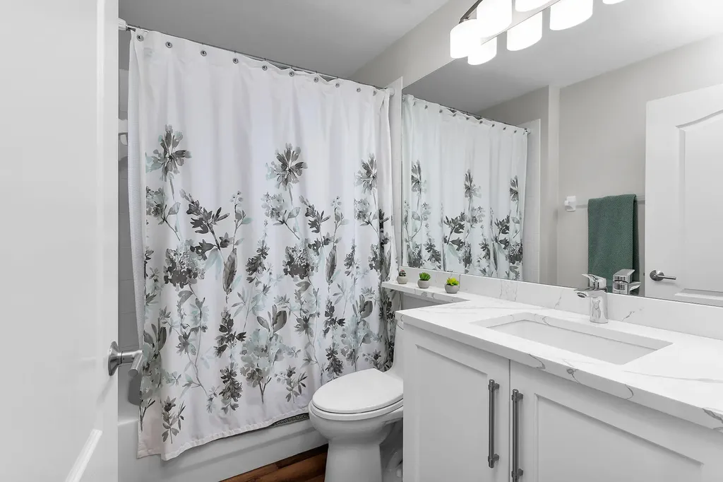 370 Stella Maris Drive N Naples FL 34114