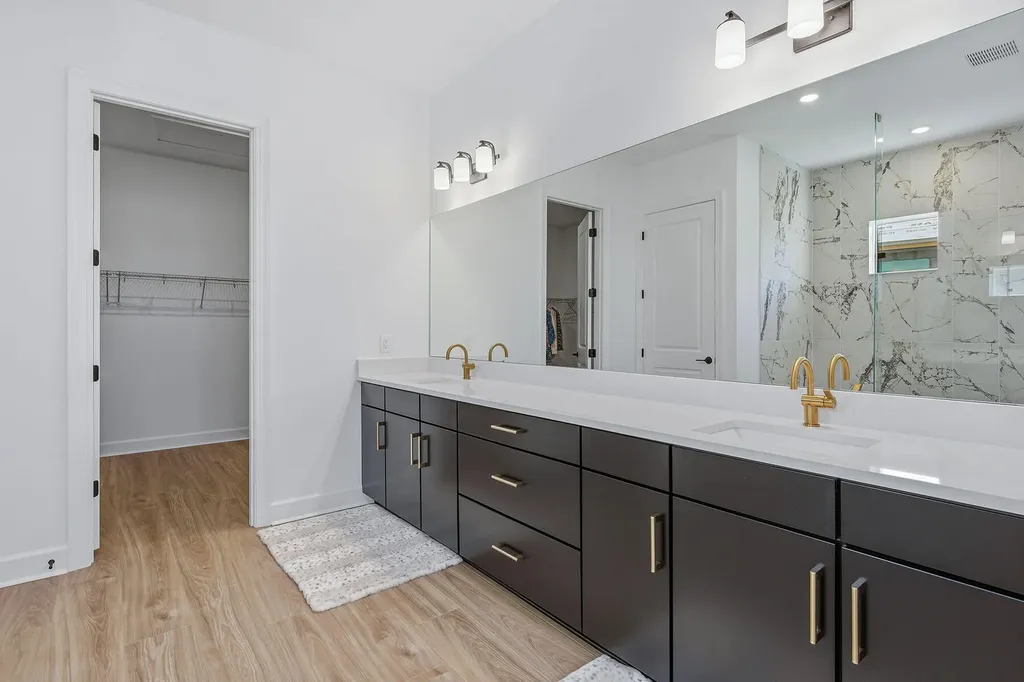 15743 Modena Street Naples FL 34114