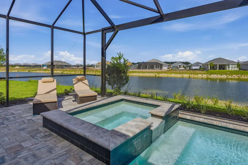 15743 Modena Street Naples FL 34114