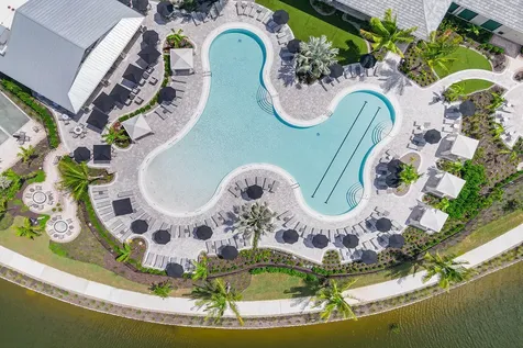 15743 Modena Street Naples FL 34114