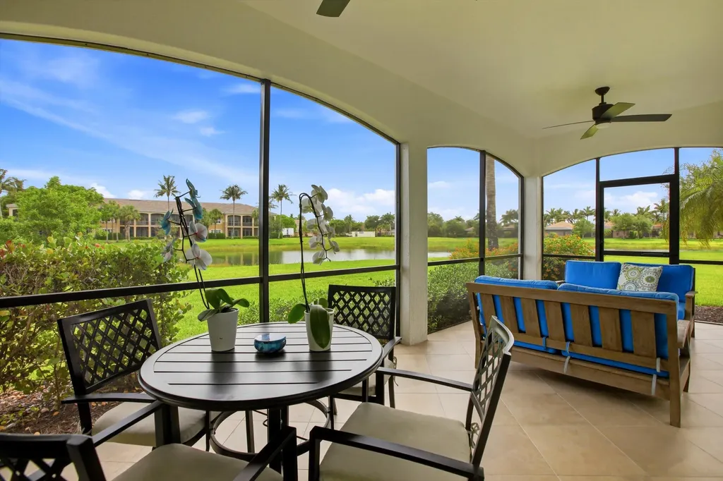 3163 Serena Lane Naples FL 34114