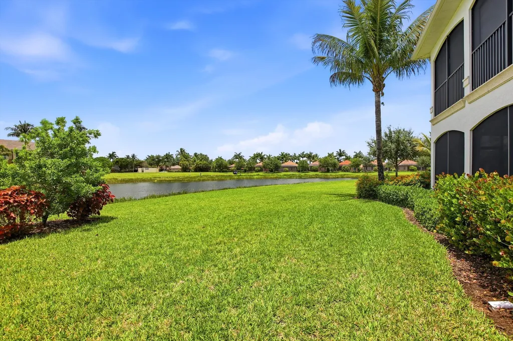 3163 Serena Lane Naples FL 34114