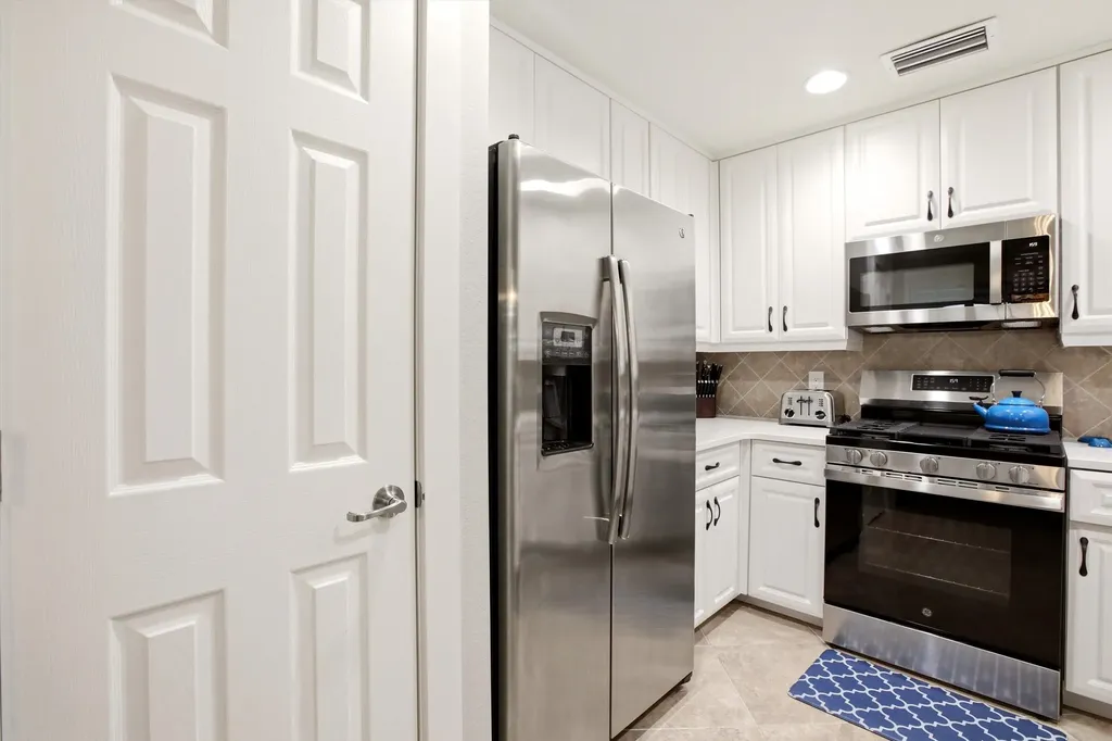 3163 Serena Lane Naples FL 34114