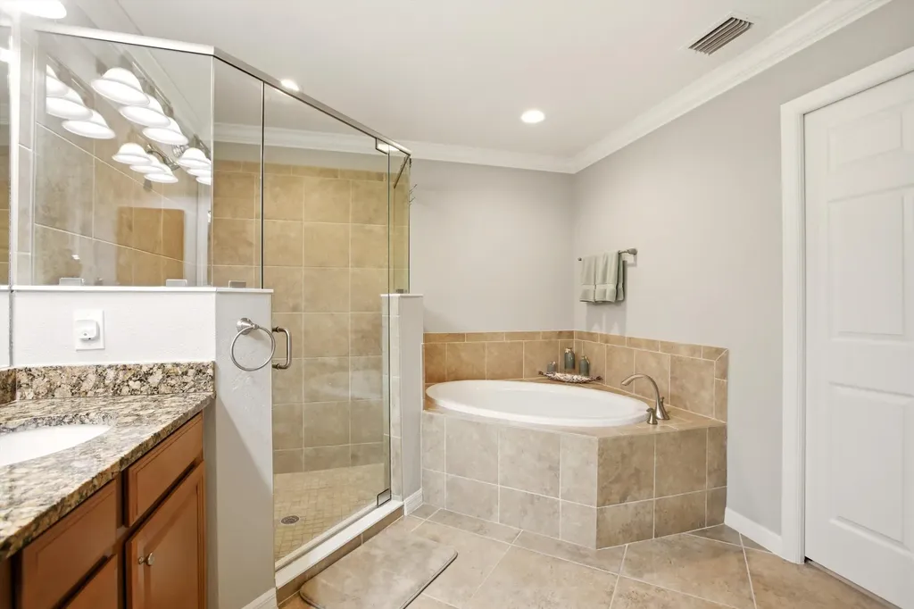 3163 Serena Lane Naples FL 34114