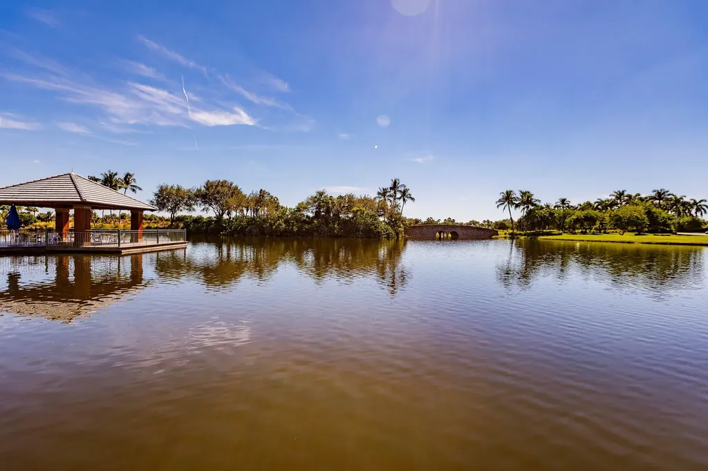 3163 Serena Lane Naples FL 34114