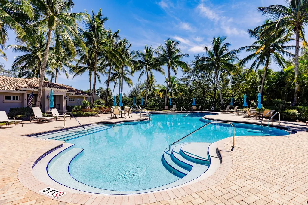 3163 Serena Lane Naples FL 34114