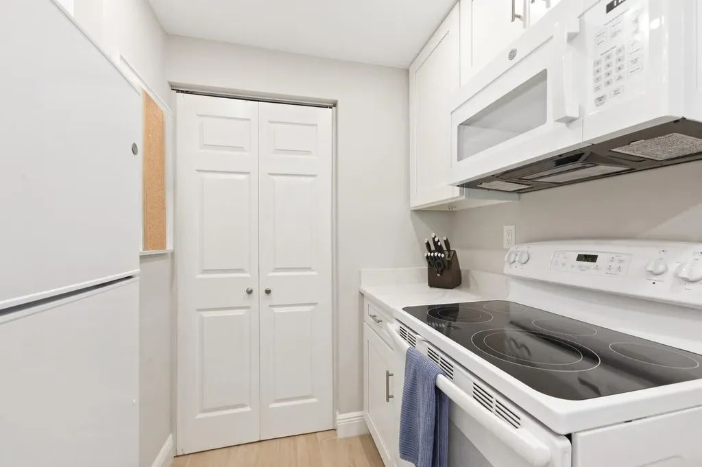 47 N Collier Boulevard Marco Island FL 34145