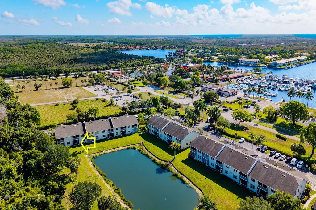 350 Newport Drive Naples FL 34114