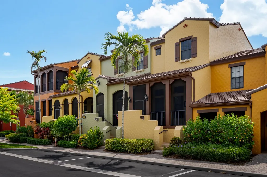 Naples FL, 9098 Capistrano Street S, Unit 7107