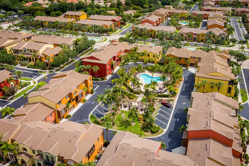 9098 Capistrano Street S Naples FL 34113