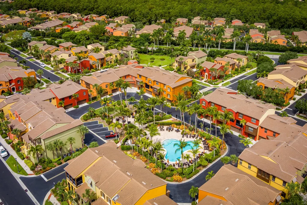 9098 Capistrano Street S Naples FL 34113