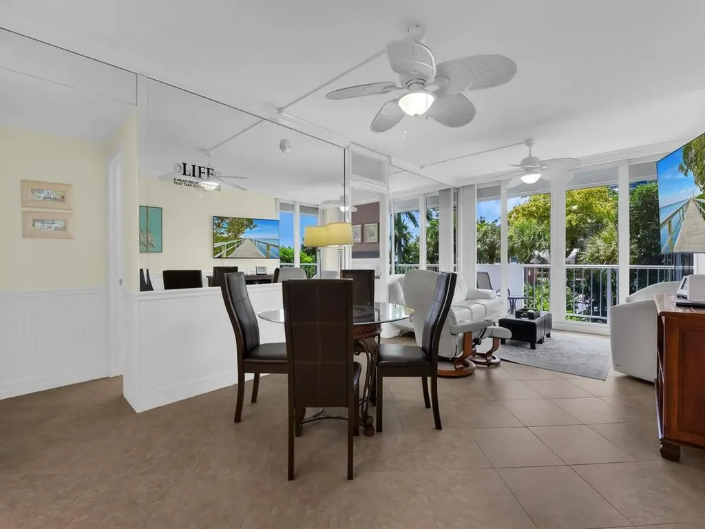 140 Seaview Marco Island FL 34145