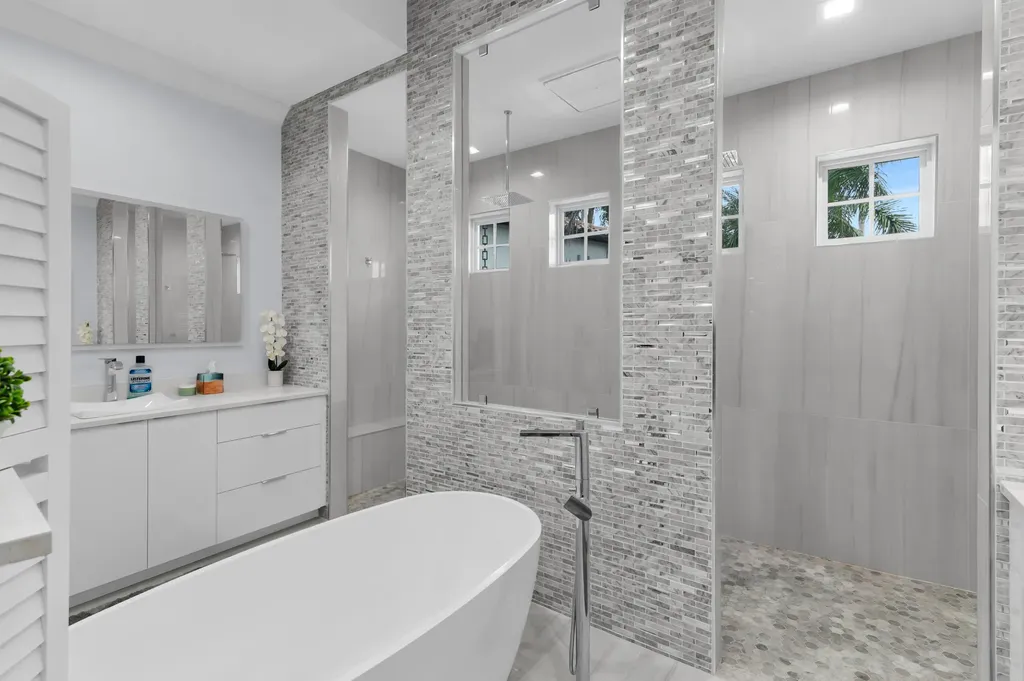 826 Banyan Court Marco Island FL 34145