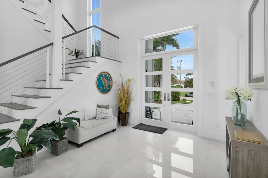 826 Banyan Court Marco Island FL 34145